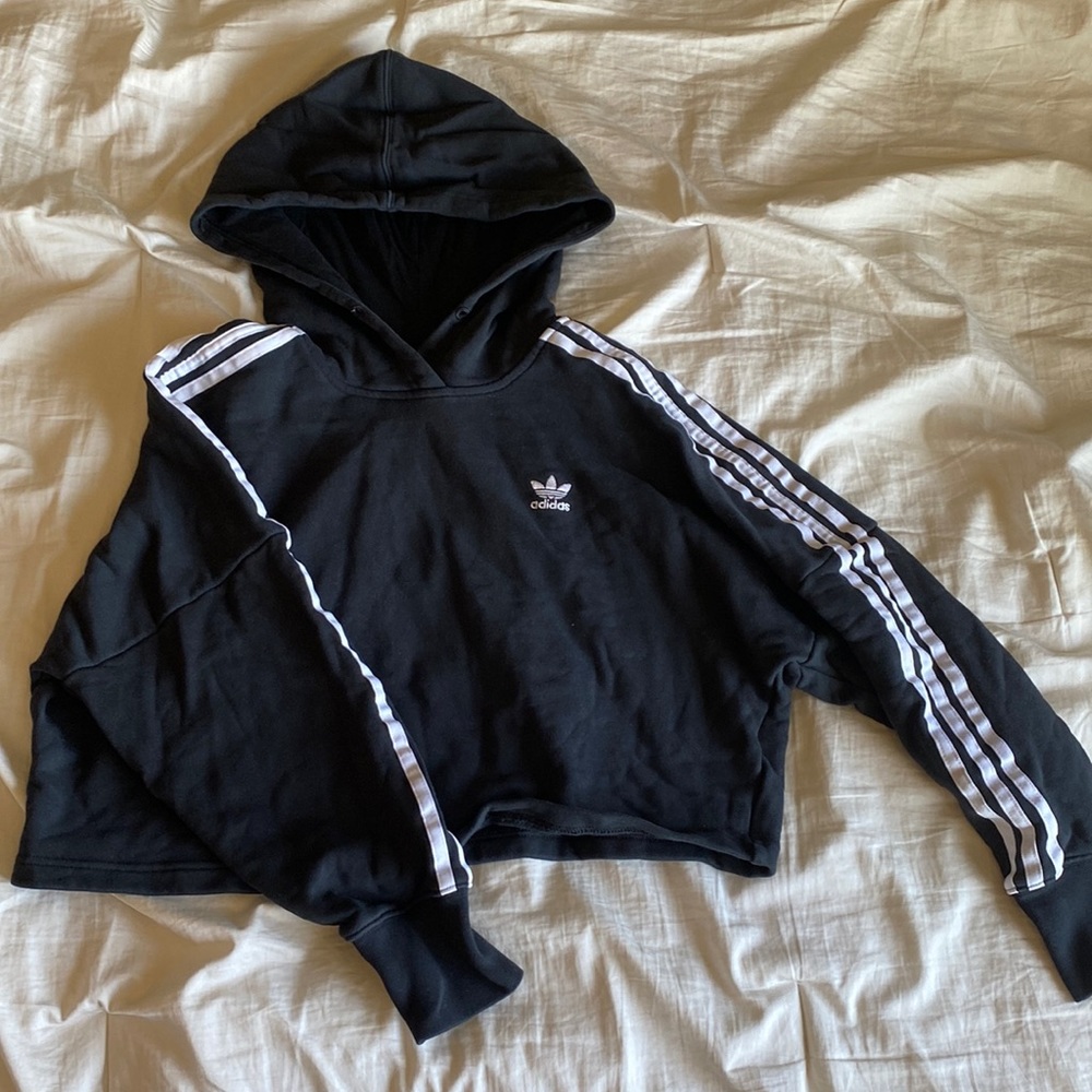 Cropped black Adidas hoodie. Women’s. Size:xs